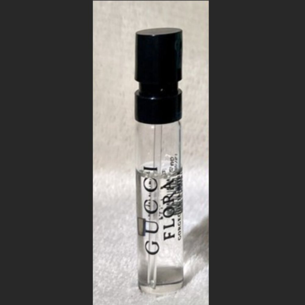 🌈4/$20 NEW Gucci Flora Gorgeous Jasmine Orange Sandalwood Spray Vial (no card)